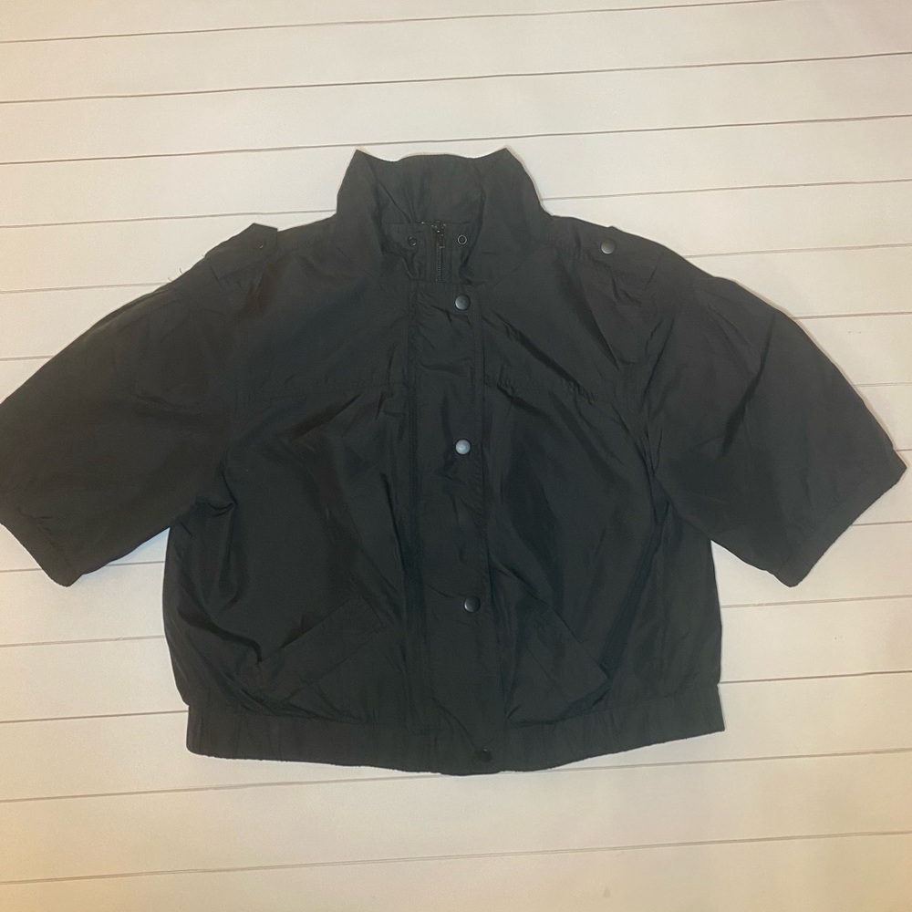 Chico’s Short Sleeve Cropped Jacket